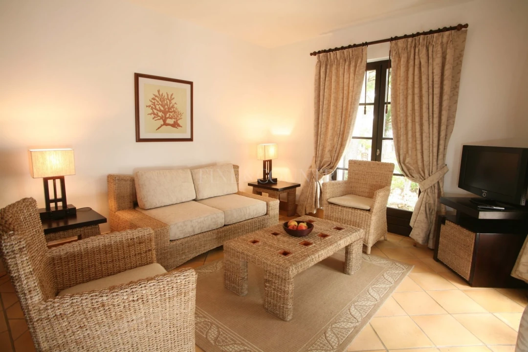 Apartamento T2 para Venda em Albufeira e Olhos de Água Foto 8