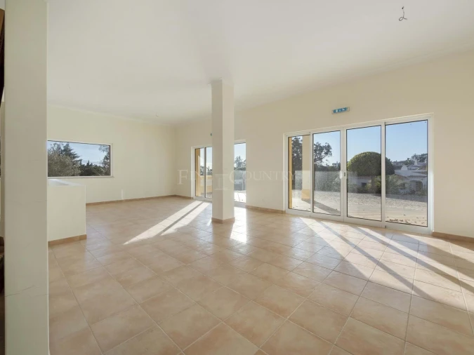 Negócio para Venda em Lagoa e Carvoeiro Foto 3