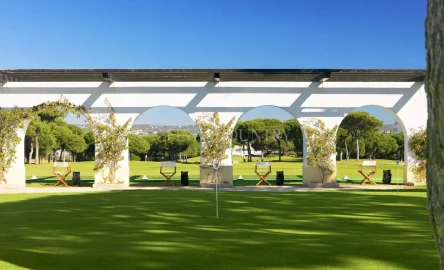 Moradia T4 para Venda em Albufeira e Olhos de Água