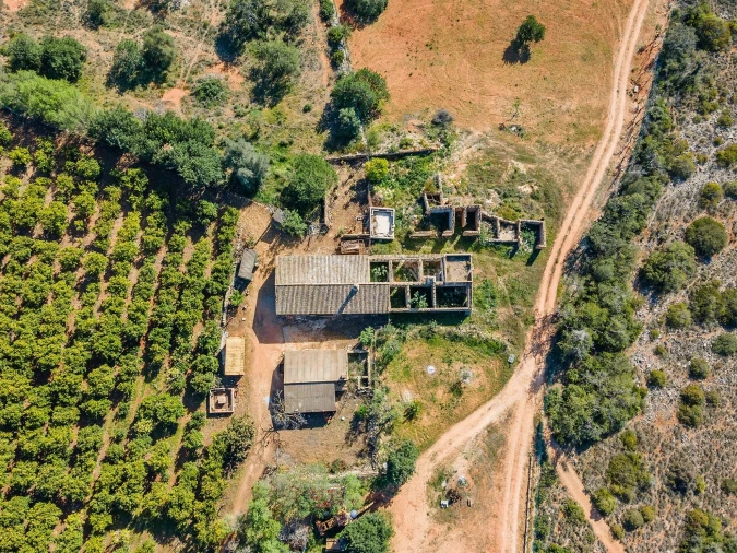 Terreno para Venda em Santa Barbara de Nexe Foto 2