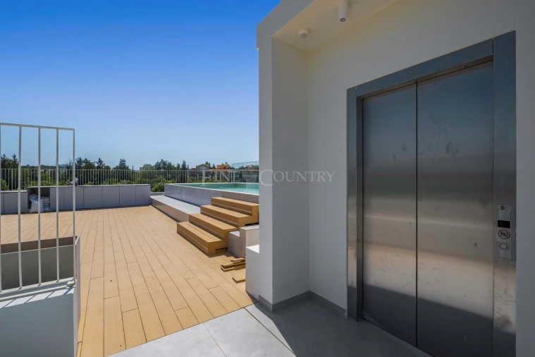Apartamento T2 para Venda em Quarteira Foto 26