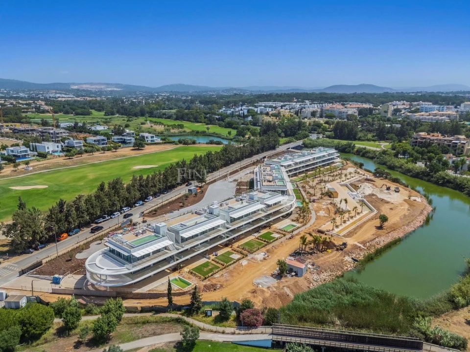 Apartamento T3 para Venda em Quarteira Foto 33