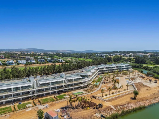 Apartamento T3 para Venda em Quarteira Foto 32