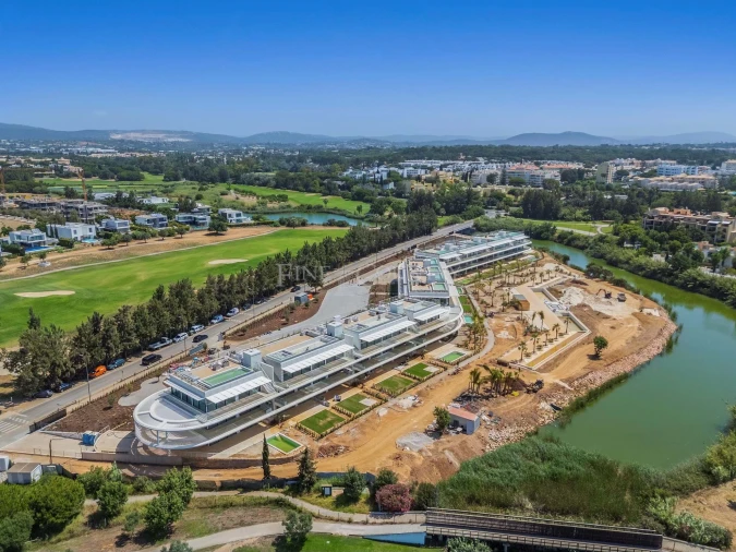 Apartamento T3 para Venda em Quarteira Foto 33