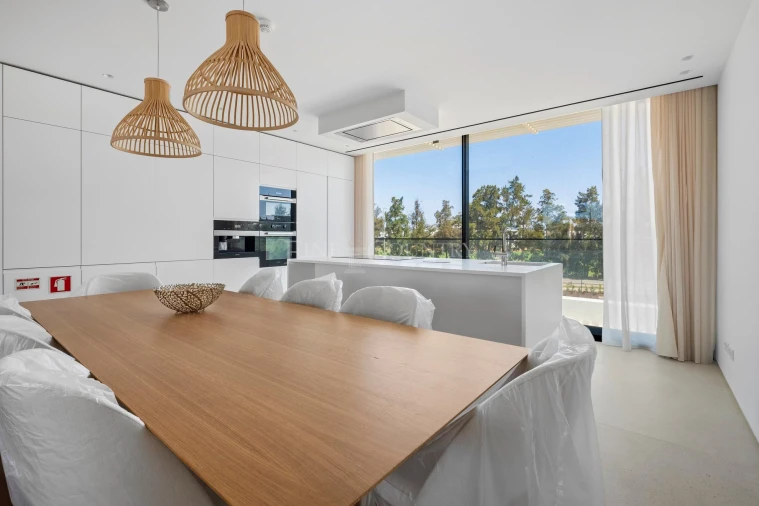 Apartamento T3 para Venda em Quarteira Foto 9