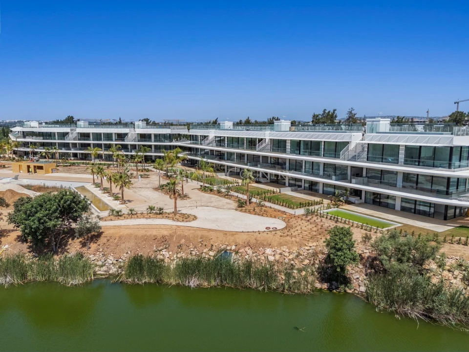 Apartamento T3 para Venda em Quarteira Foto 40