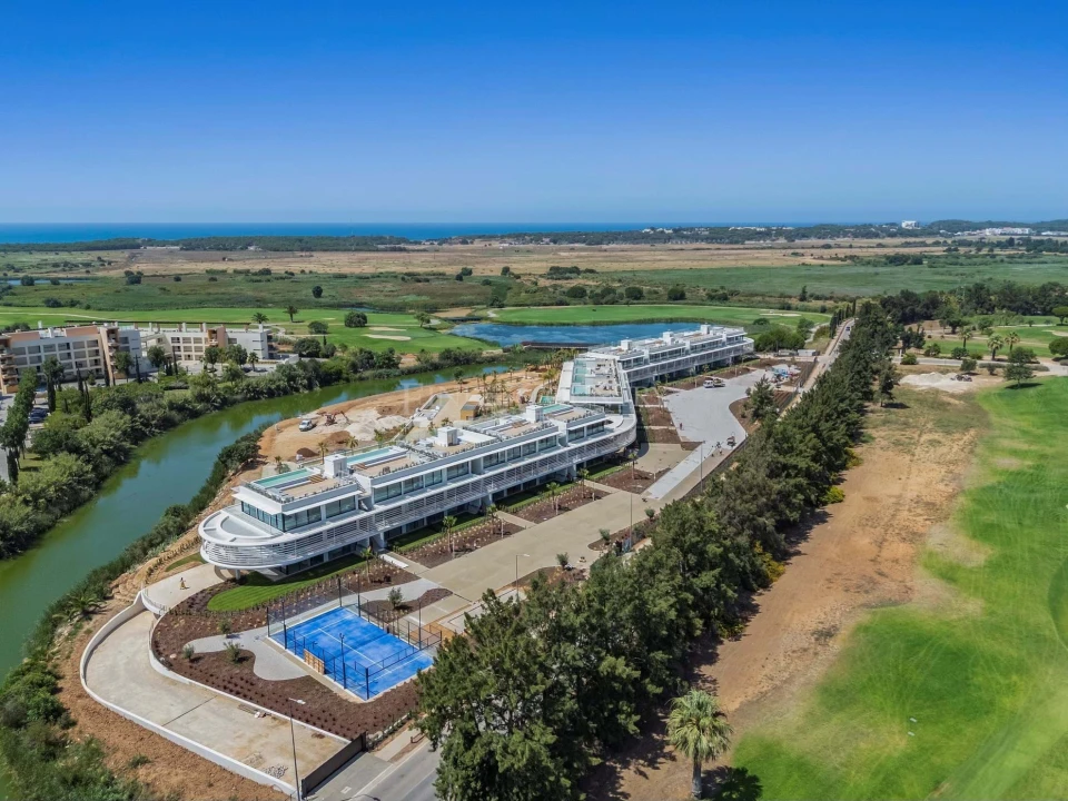 Apartamento T3 para Venda em Quarteira Foto 35