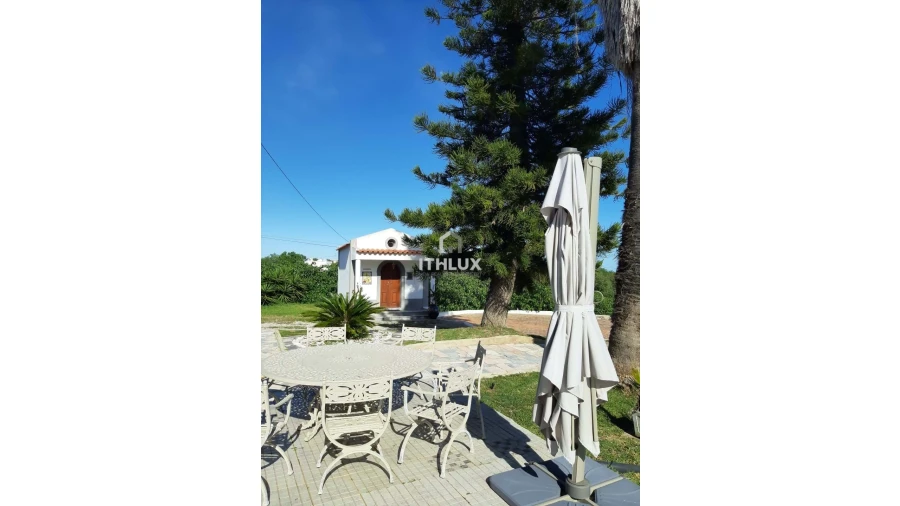 Moradia T7 para Venda em Olhão Foto 8