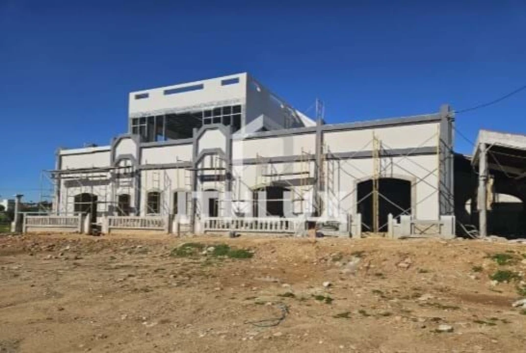 Moradia T7 para Venda em Olhão Foto 2