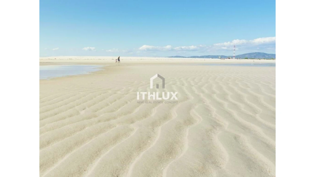 Moradia T7 para Venda em Olhão Foto 9