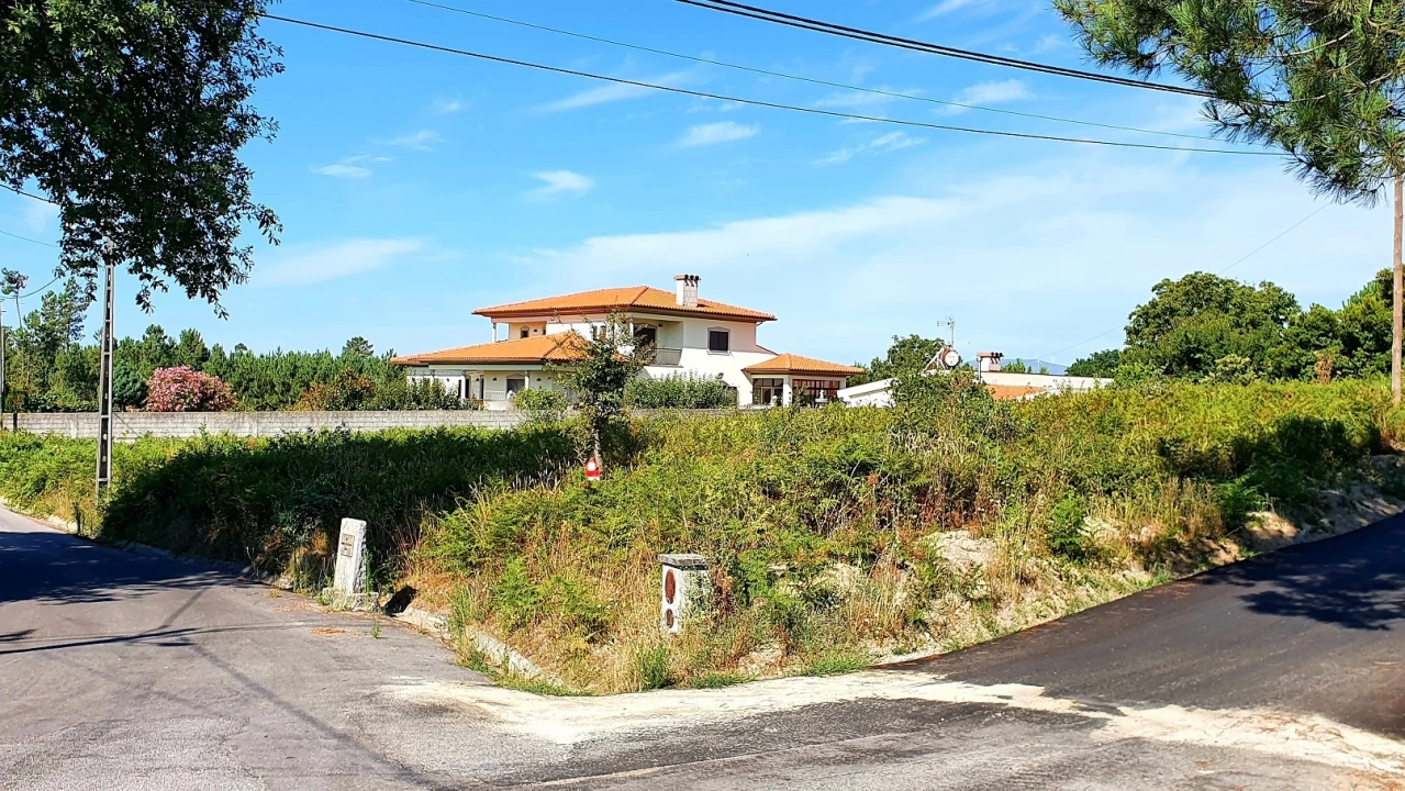 Terreno para Venda em Repeses e São Salvador Foto 2
