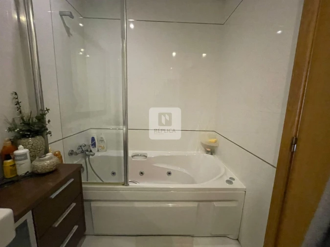 Moradia T4 para Venda em Arcozelo Foto 70