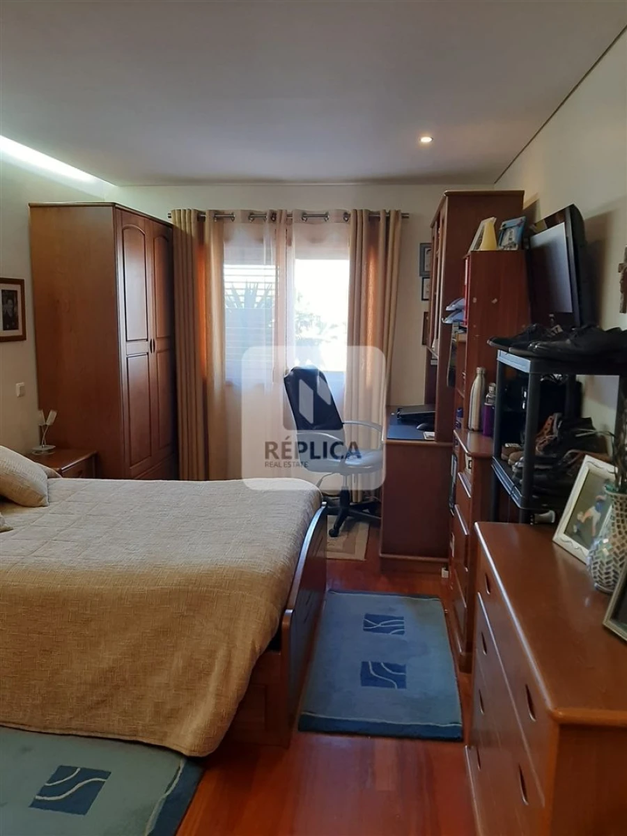 Moradia T4 para Venda em Arcozelo Foto 34