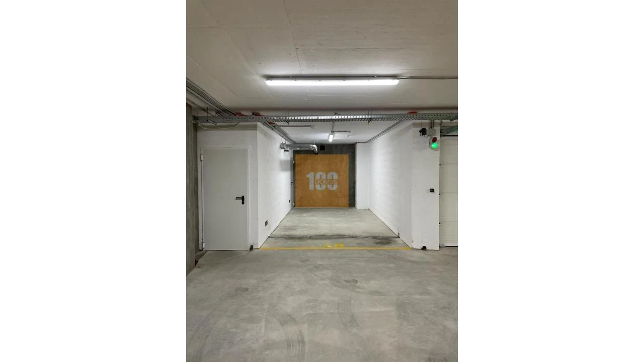 Garagem para Venda em Matosinhos e Leça da Palmeira Foto 1