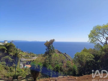 Terreno para Venda em Caniço