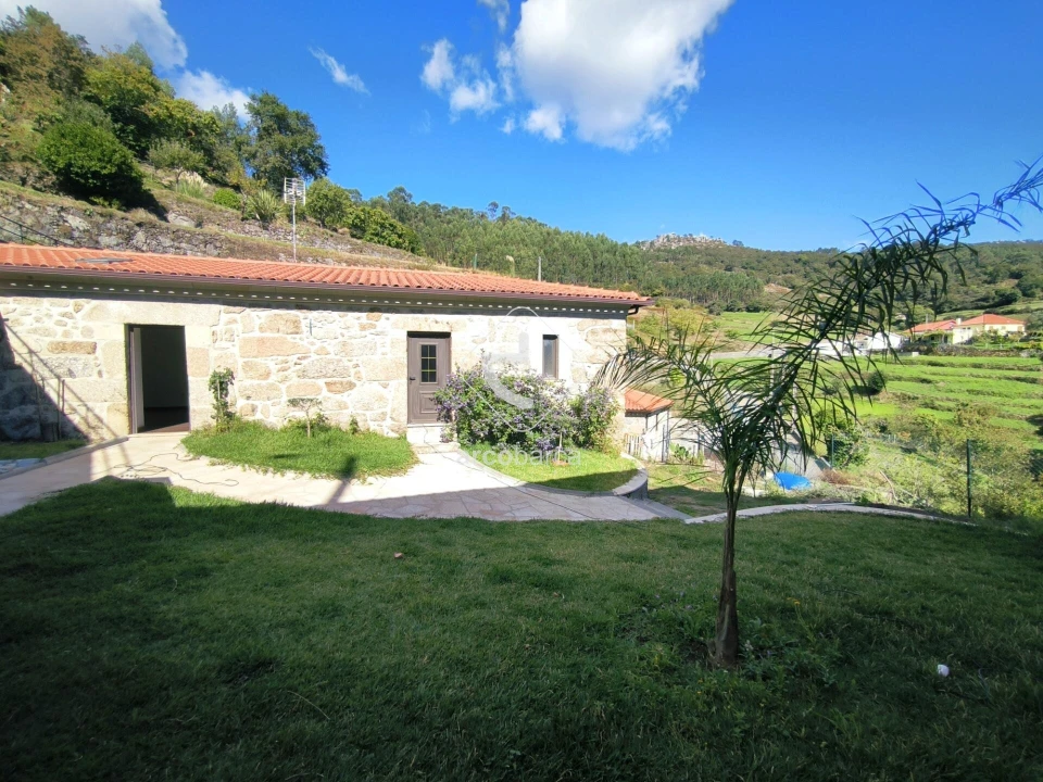 Moradia T2 para Venda em Labrujó, Rendufe e Vilar do Monte Foto 3