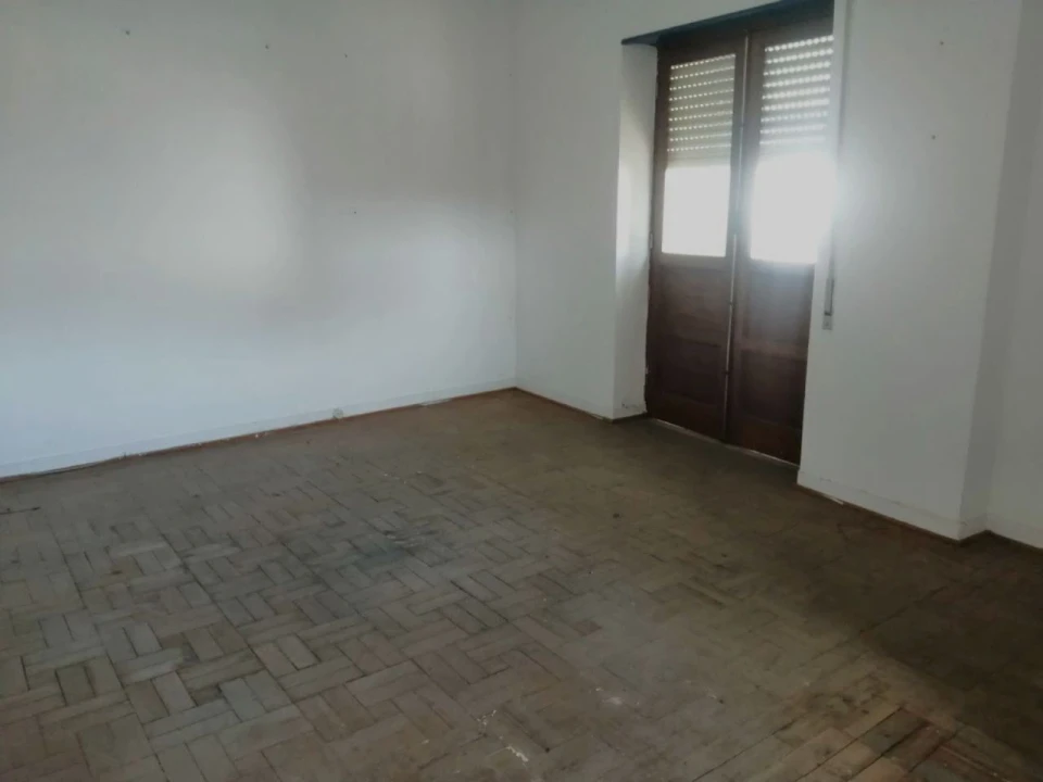 Moradia T3 para Venda em Pampilhosa Foto 12