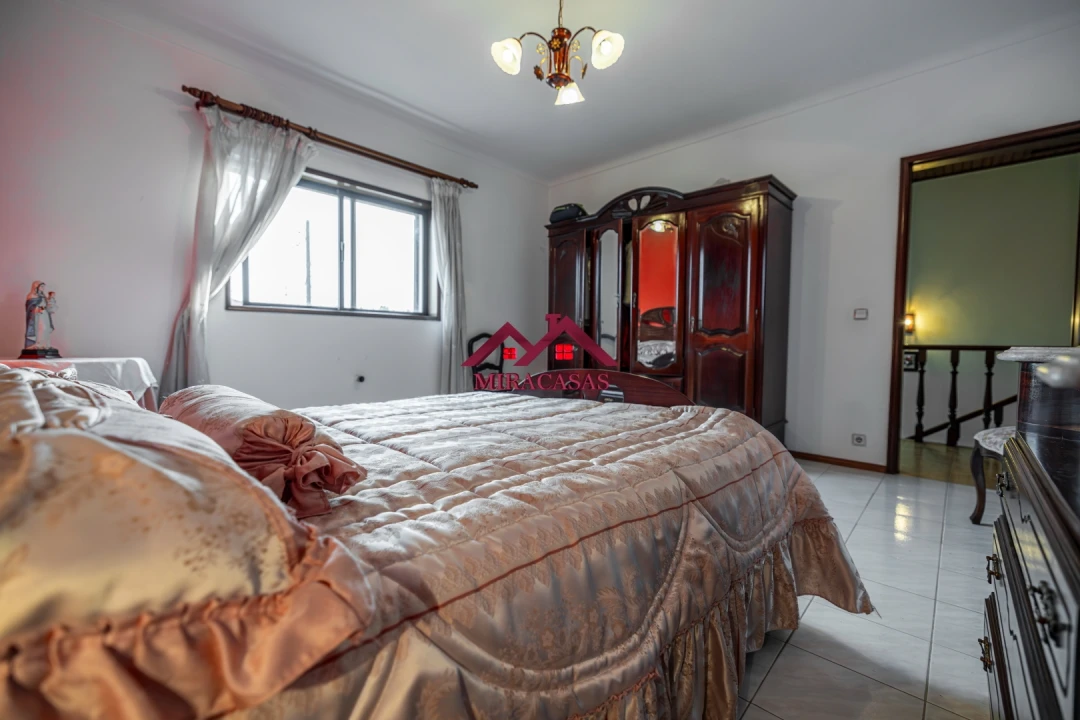 Moradia T5 para Venda em Fonte de Angeão e Covão do Lobo Foto 40