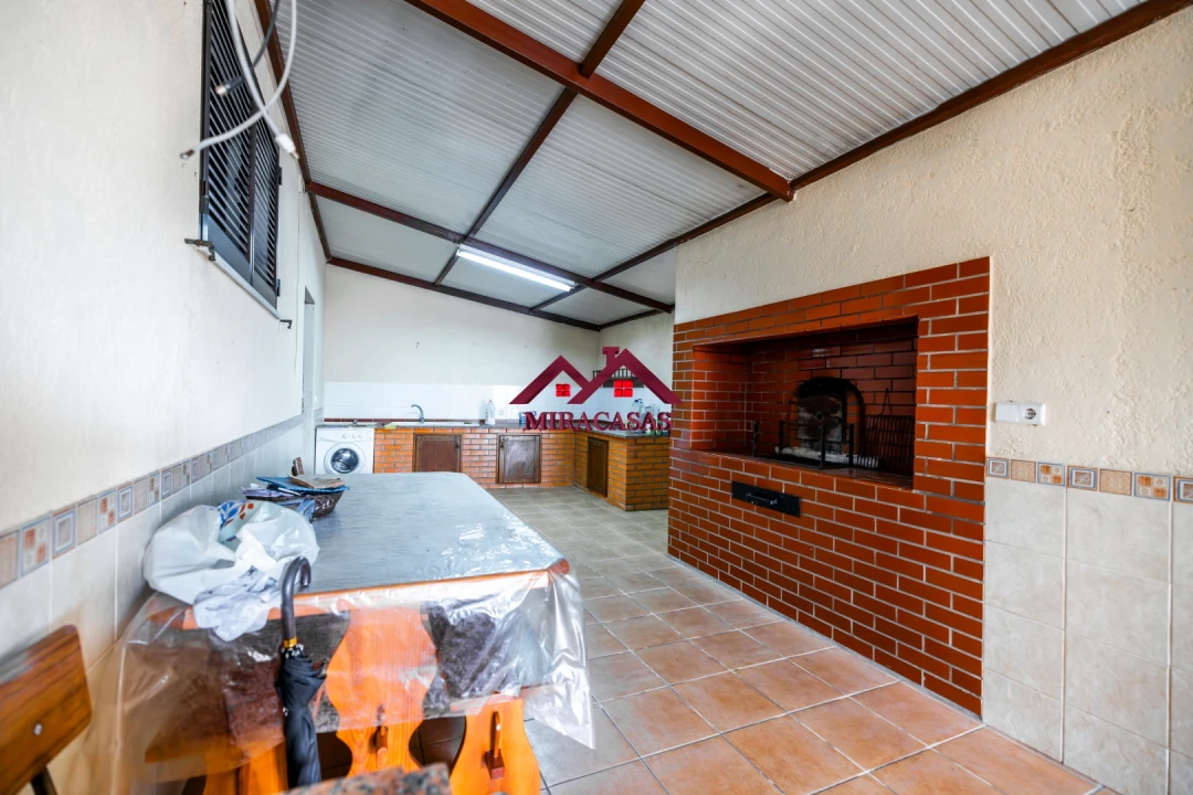 Moradia T5 para Venda em Fonte de Angeão e Covão do Lobo Foto 46