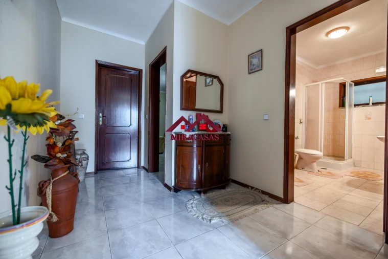 Moradia T5 para Venda em Fonte de Angeão e Covão do Lobo Foto 11