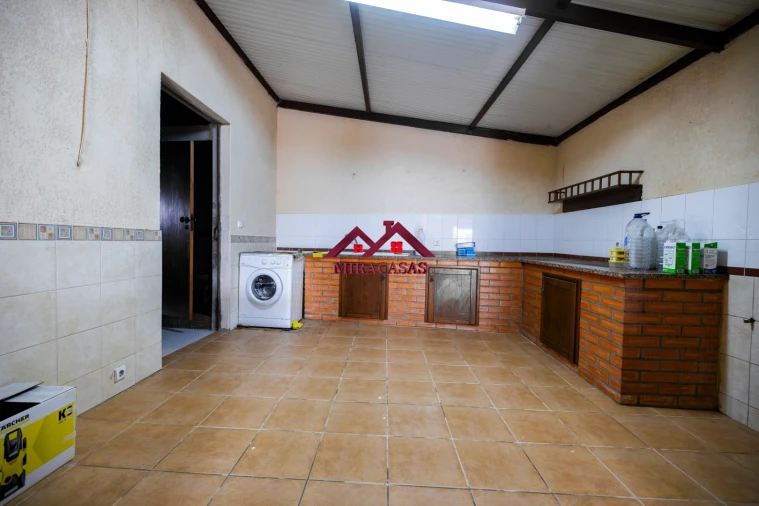 Moradia T5 para Venda em Fonte de Angeão e Covão do Lobo Foto 49