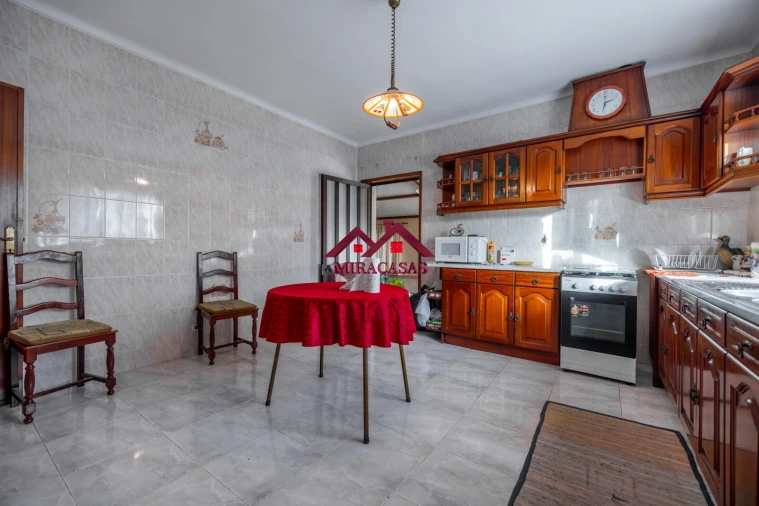 Moradia T5 para Venda em Fonte de Angeão e Covão do Lobo Foto 3