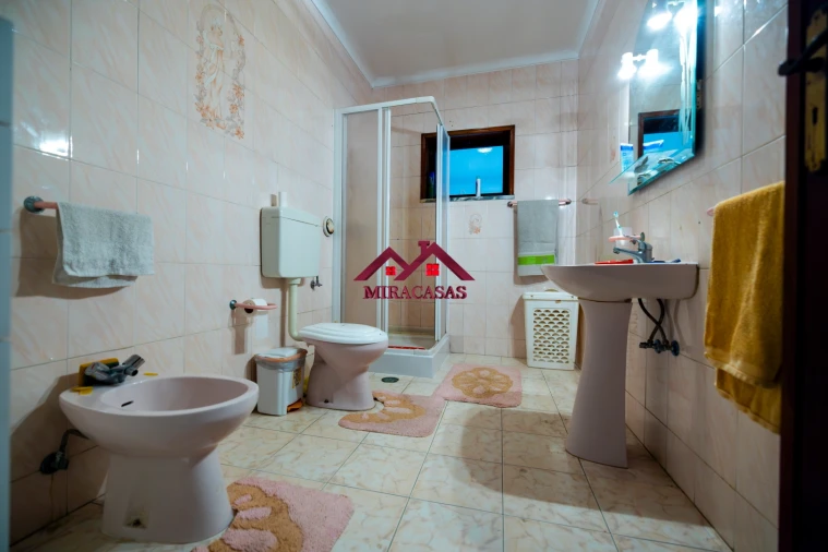 Moradia T5 para Venda em Fonte de Angeão e Covão do Lobo Foto 13