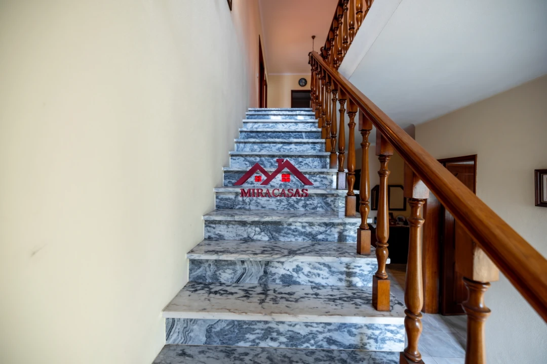 Moradia T5 para Venda em Fonte de Angeão e Covão do Lobo Foto 17