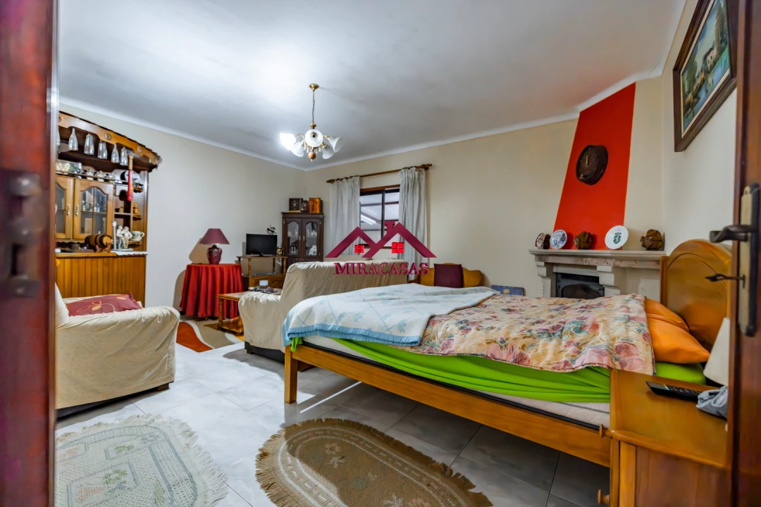 Moradia T5 para Venda em Fonte de Angeão e Covão do Lobo Foto 8