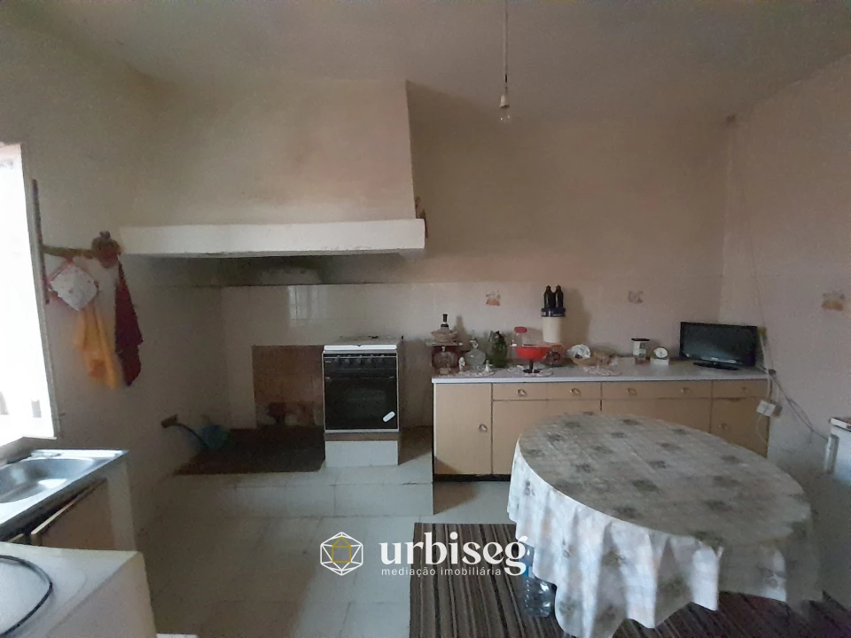 Moradia T3 para Venda em Paião Foto 4
