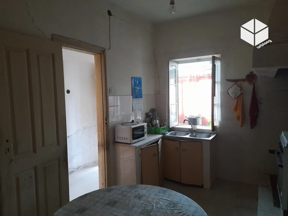 Moradia T3 para Venda em Paião Foto 7