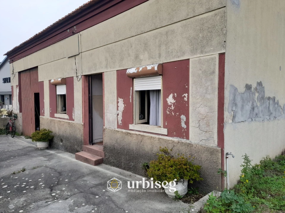 Moradia T3 para Venda em Paião Foto 1