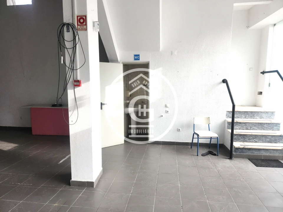 Armazém para Arrendamento em Almeirim Foto 8