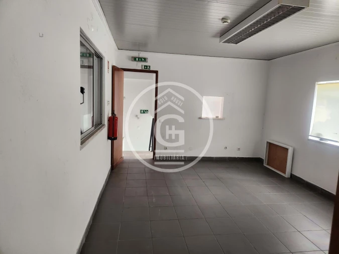 Armazém para Arrendamento em Almeirim Foto 12