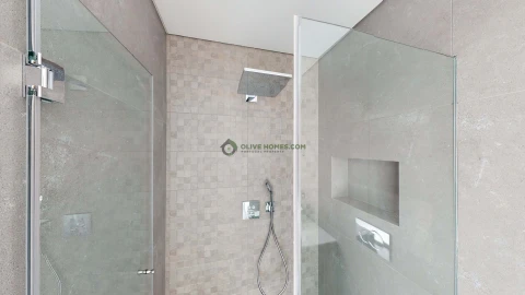 Moradia T4 para Venda em Quarteira