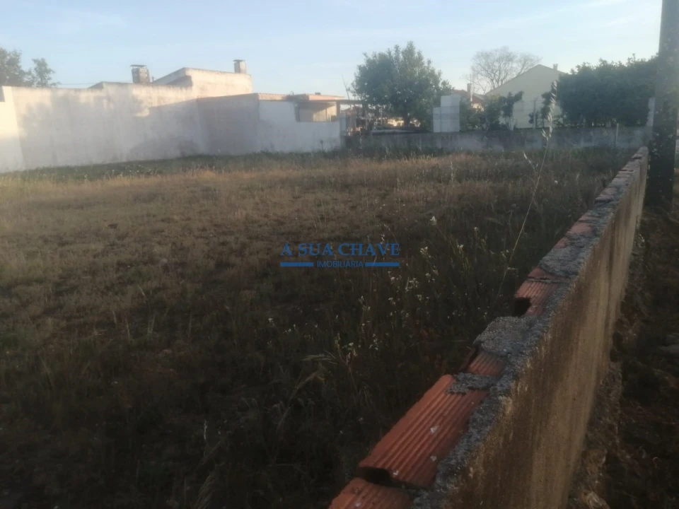 Terreno para Venda em Fernao Ferro Foto 1