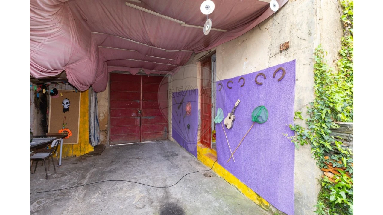 Moradia T1 para Venda em Santa Maria da Feira, Travanca, Sanfins e Espargo Foto 7