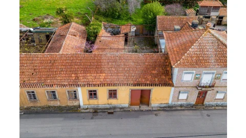 Moradia T1 para Venda em Santa Maria da Feira, Travanca, Sanfins e Espargo