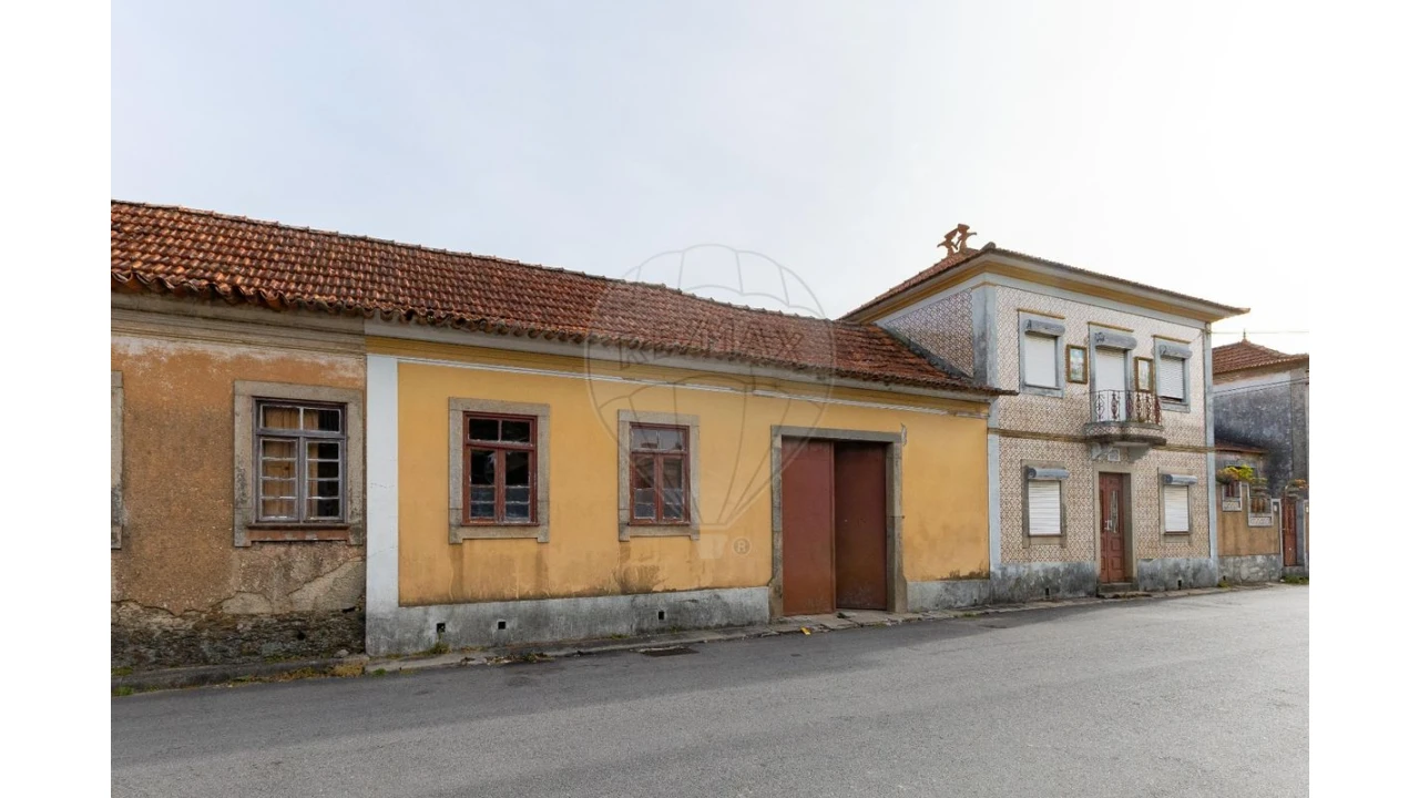 Moradia T1 para Venda em Santa Maria da Feira, Travanca, Sanfins e Espargo Foto 5