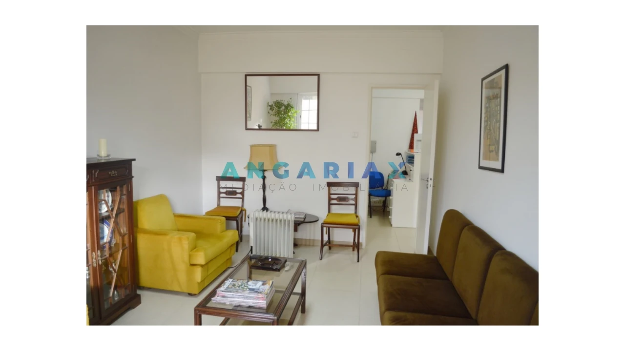 Loja para Venda em Sacavém e Prior Velho Foto 6