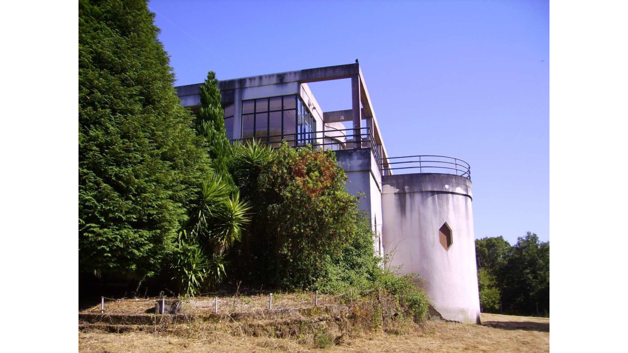 Prédio para Venda em Vila e Roussas Foto 14