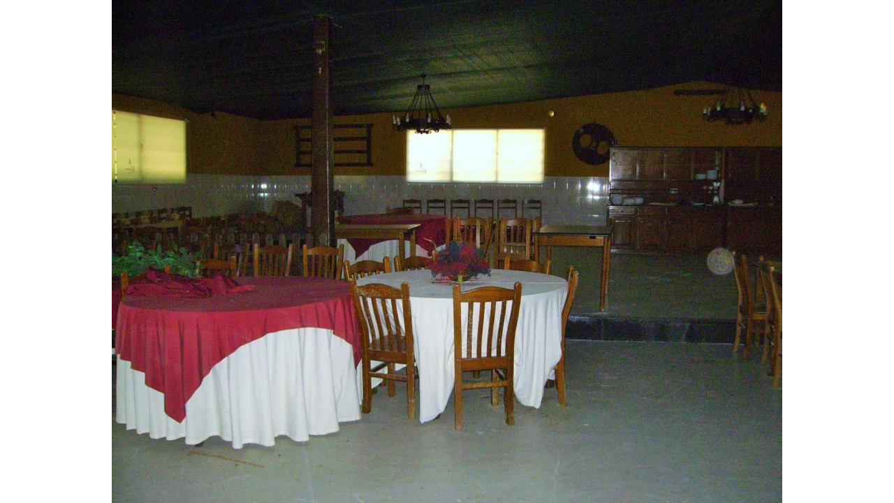 Prédio para Venda em Vila e Roussas Foto 5