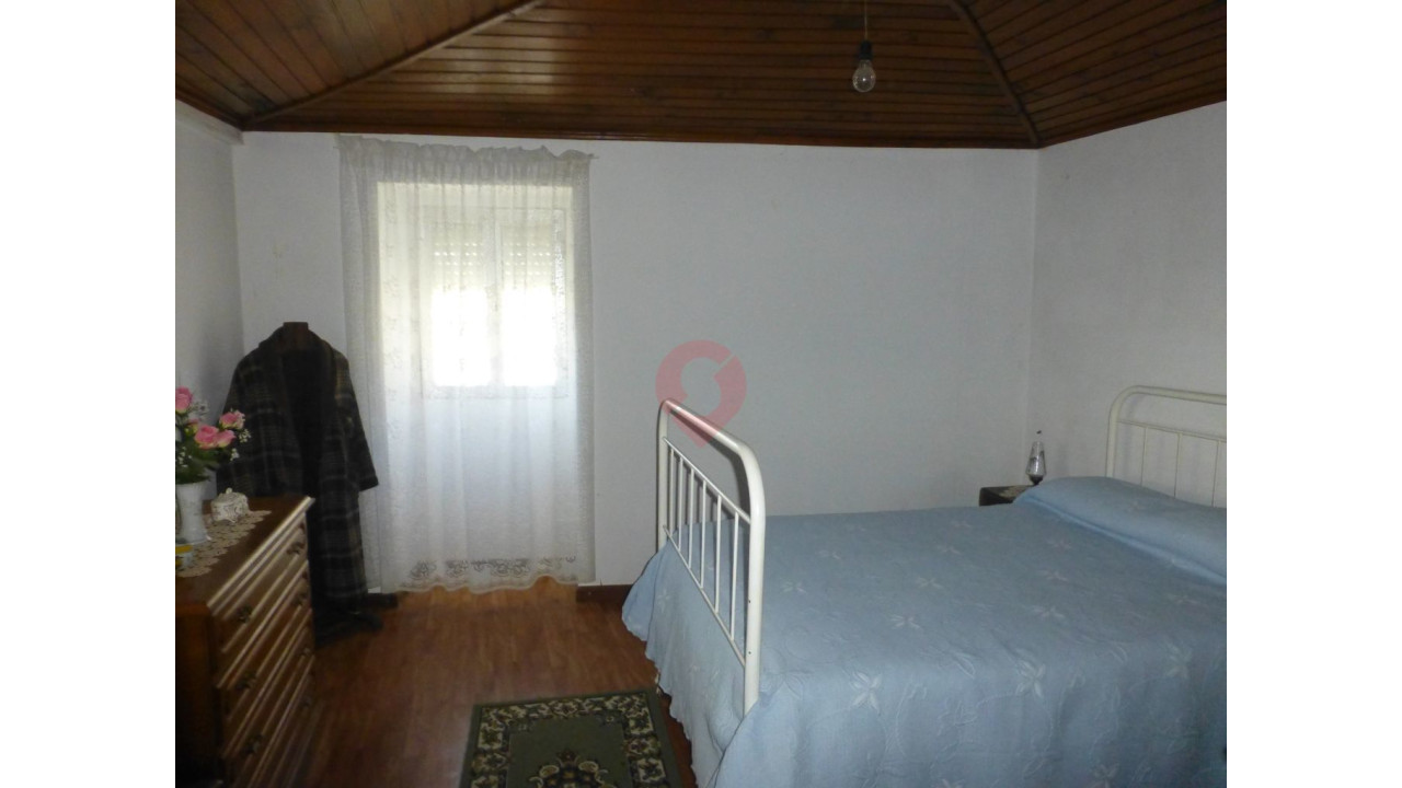 Moradia T3 para Venda em Penso Foto 4
