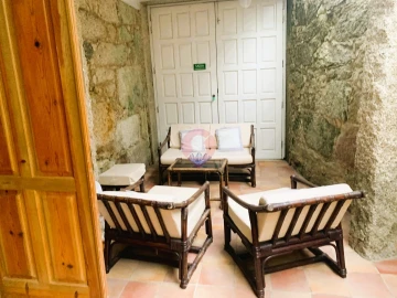 Quinta T9 para Venda em Vila Franca