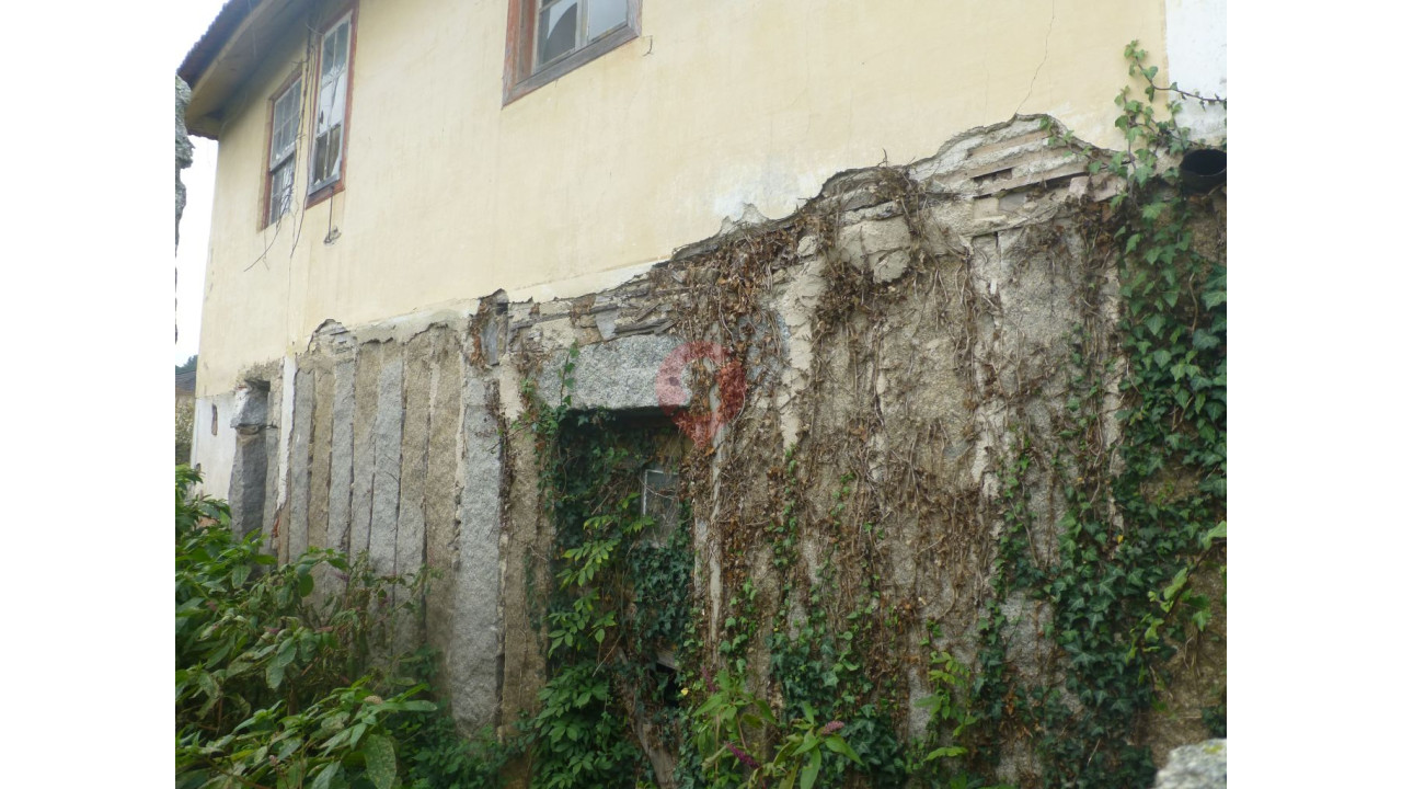 Moradia T2 para Venda em Mazedo e Cortes Foto 6