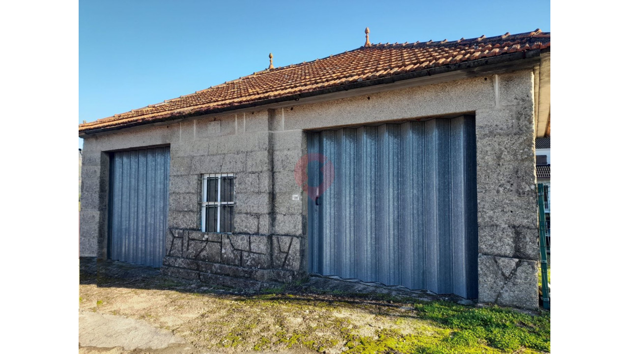 Moradia T1 para Venda em Riba de Mouro