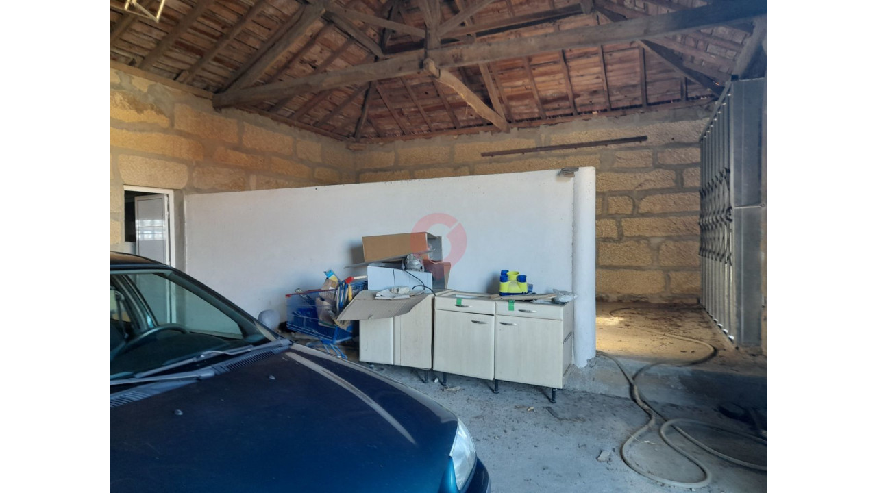 Moradia T1 para Venda em Riba de Mouro Foto 5