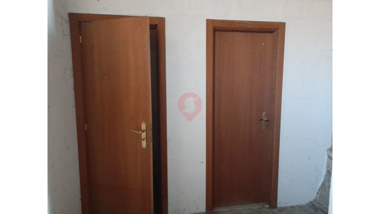 Moradia T1 para Venda em Riba de Mouro Foto 8