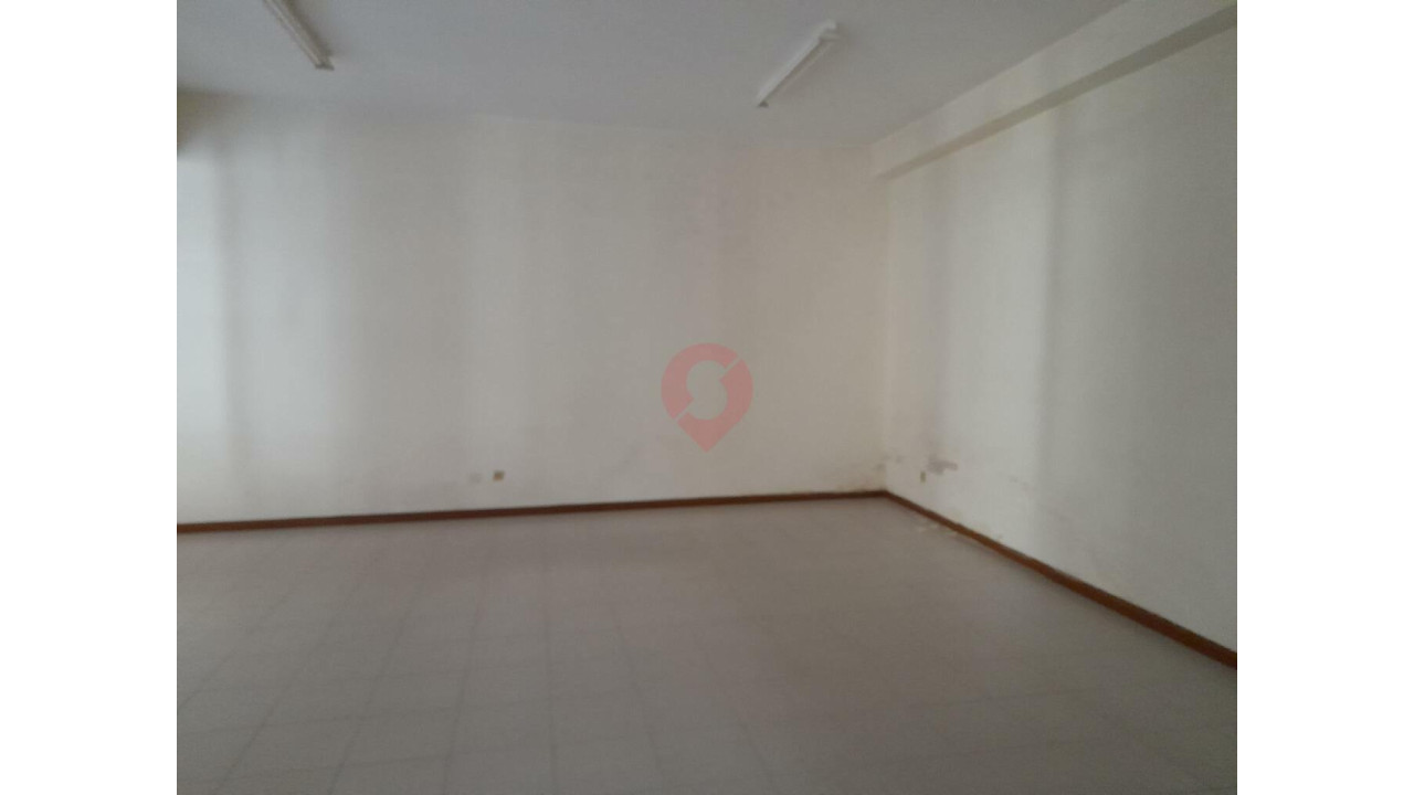 Loja para Venda em Monção e Troviscoso Foto 4