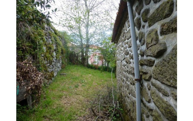 Moradia T3 para Venda em Castro Laboreiro e Lamas de Mouro